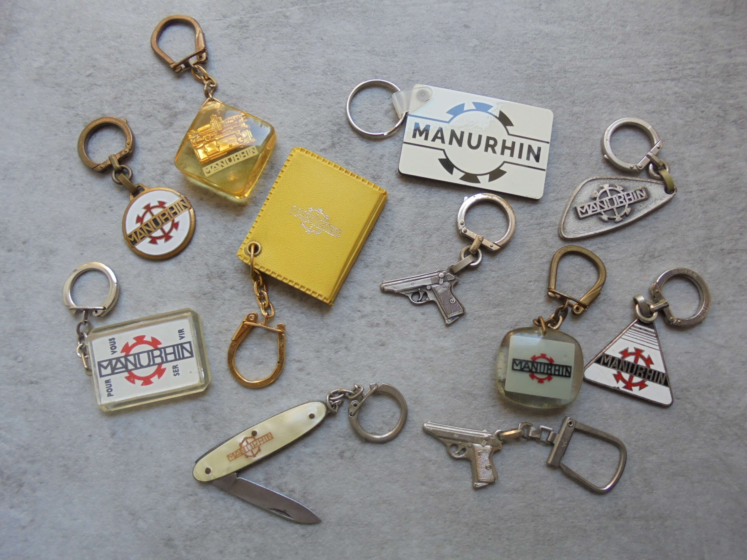 PORTE CLE MANURHIN